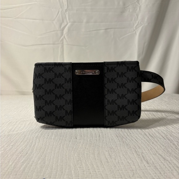 Michael Kors Handbags - Michael Kors Belt Bag